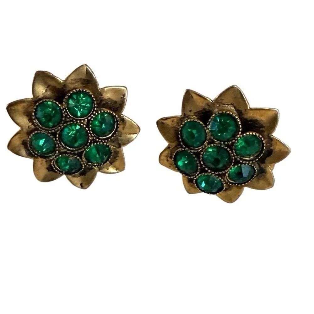 Vintage Gold Tone Green Rhinestone Flower Screwback Earrings